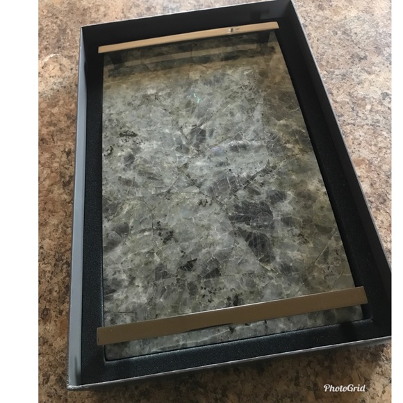 Read below NEW Kendra Scott Stone Slab Tray - Picture 3 of 11